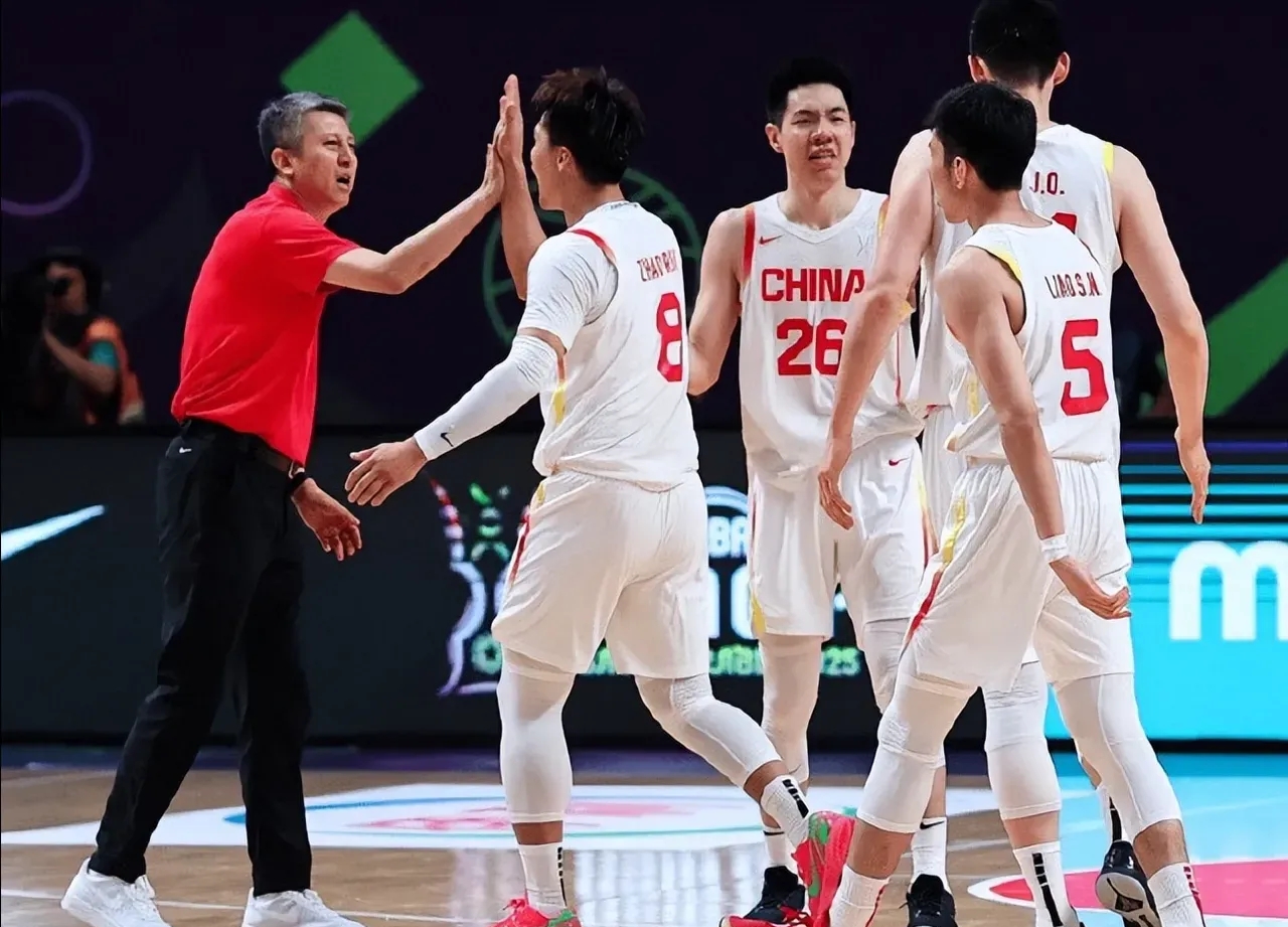 关于冲刺阶段体能课后，皇家马德里外线爆发备战CBA常规赛，信心回归，阵容厚度经受考验的信息